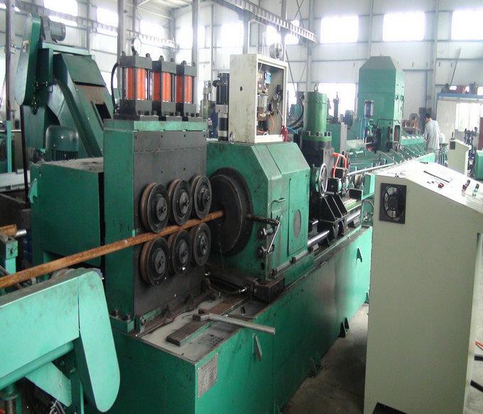 Máquina peladora de tubos de cobre CNC